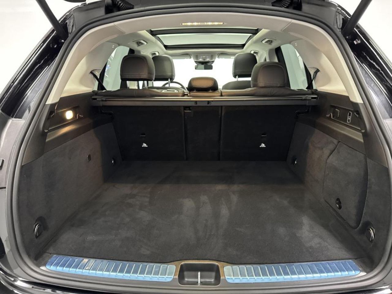 Zdjęcie pojazdu 20 / 23