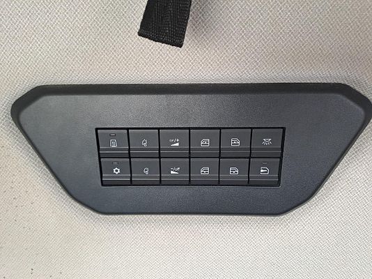 Vehicle image 13 / 19