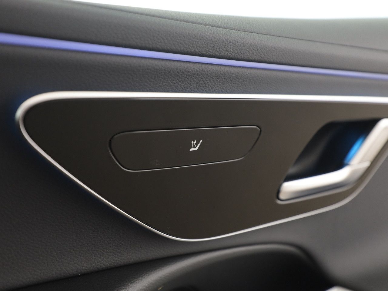 Mercedes-Benz E-Klasse – Bild 18
