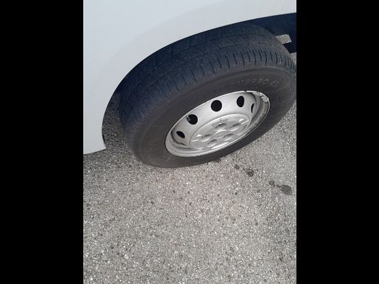 Vehicle image 5 / 20