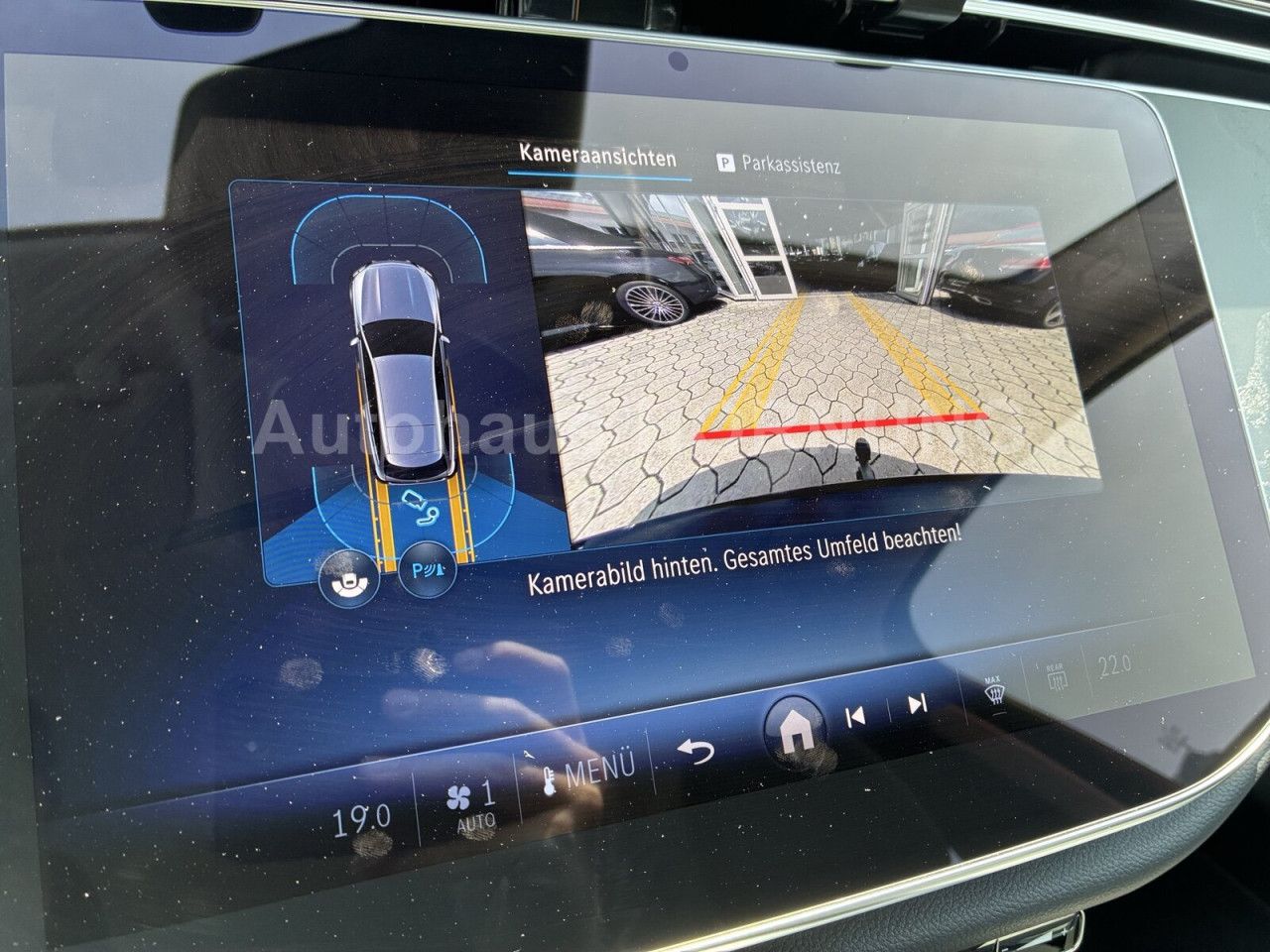 Mercedes-Benz E-Klasse – Bild 22