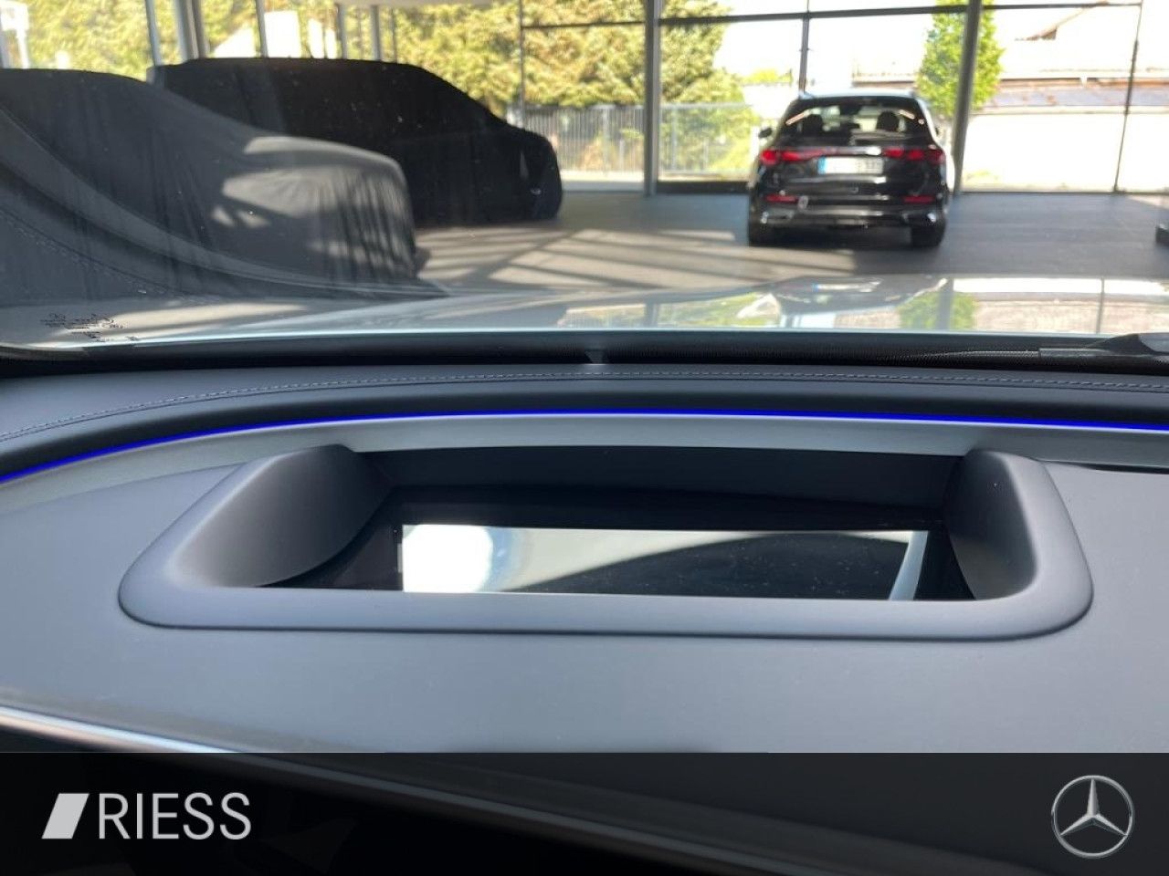 Mercedes-Benz E-Klasse – Bild 14