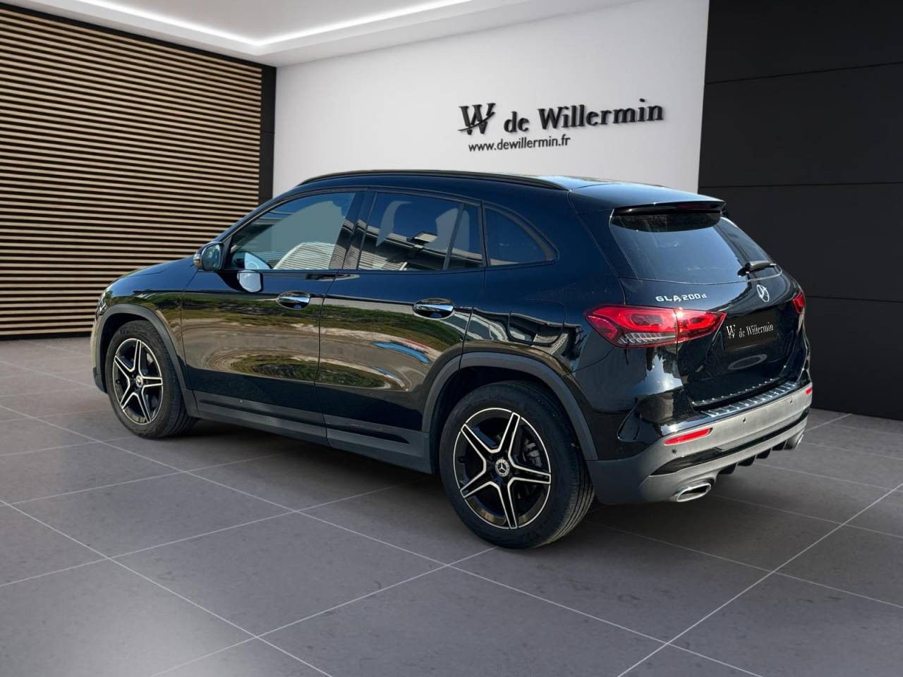 Photo du v&eacute;hicule 7 / 18