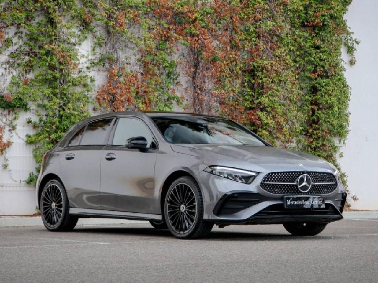 Photo du v&eacute;hicule 3 / 18