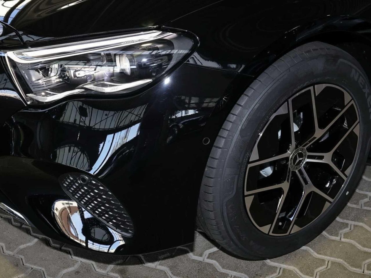 Mercedes-Benz E-Klasse – Bild 3