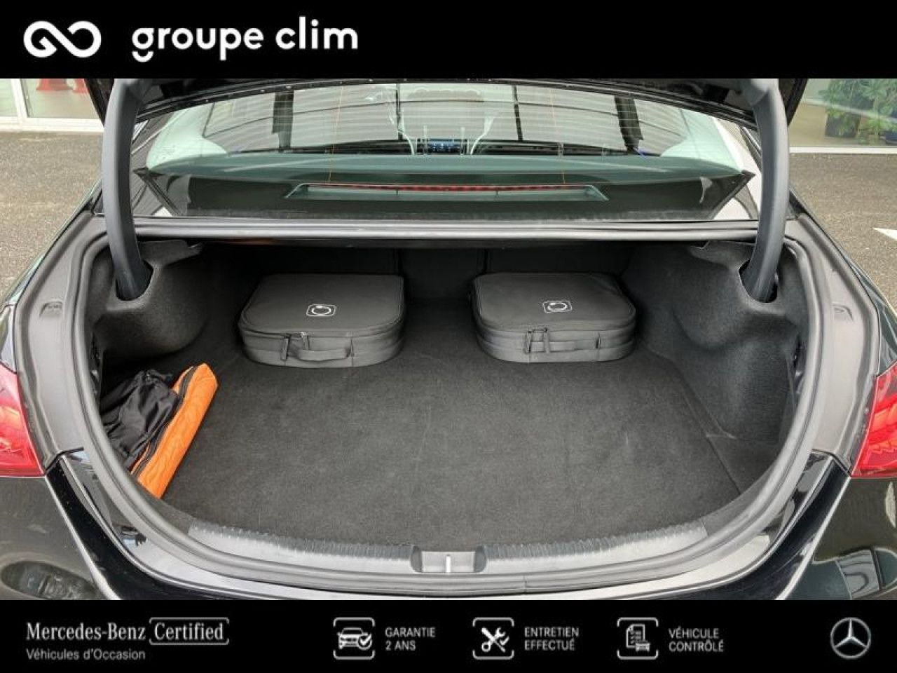 Photo du v&eacute;hicule 12 / 18