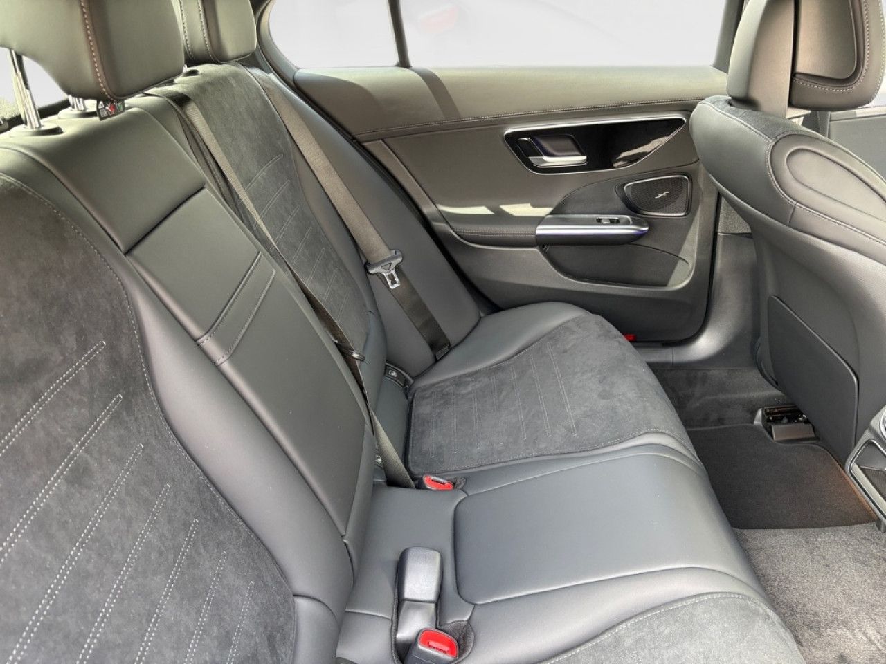 Mercedes-Benz C-Klasse – Bild 8