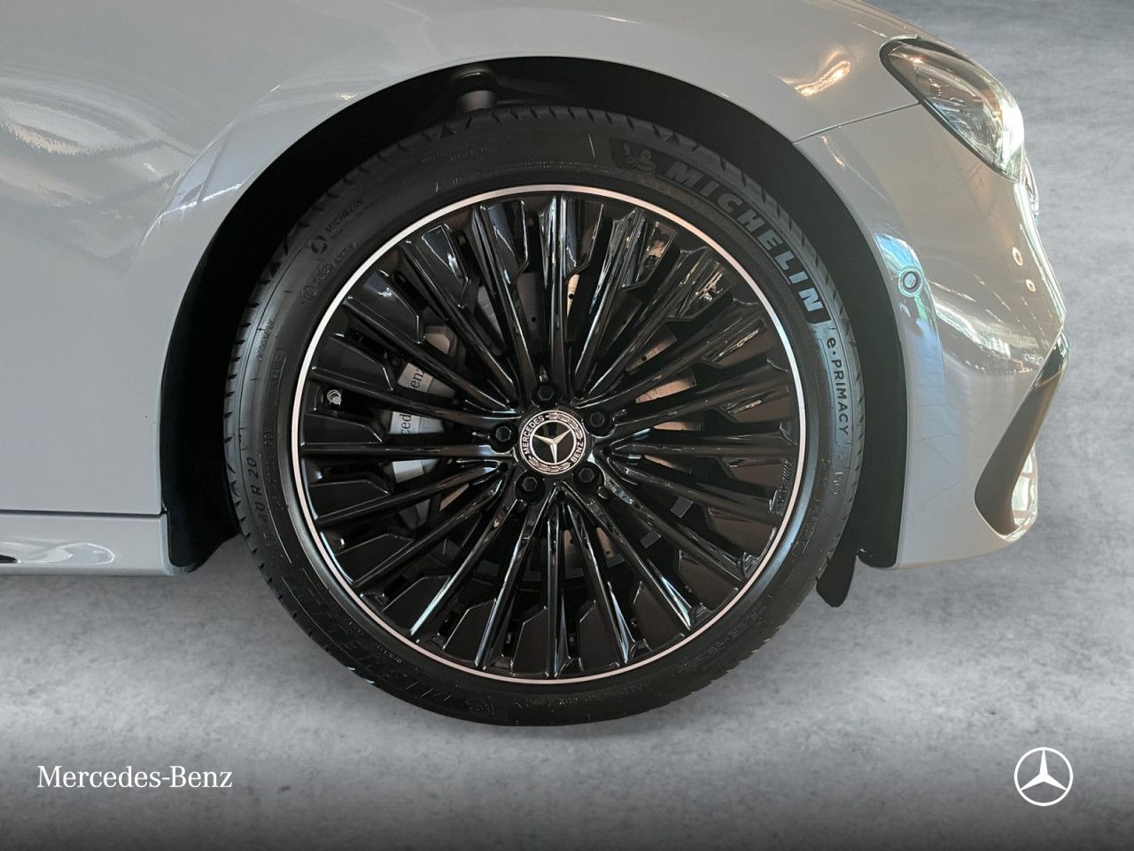 Mercedes-Benz E-Klasse – Bild 2