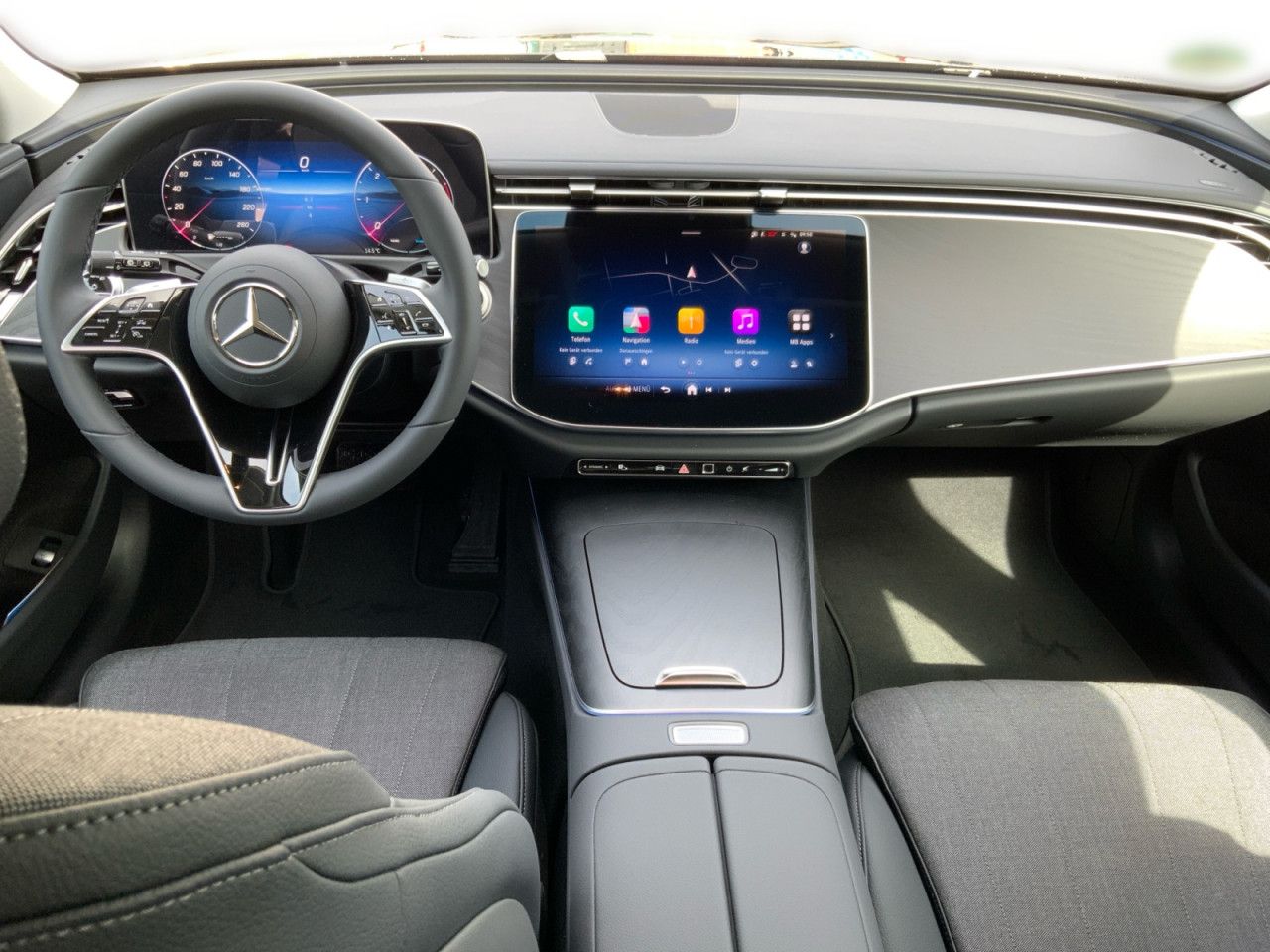 Mercedes-Benz E-Klasse – Bild 11
