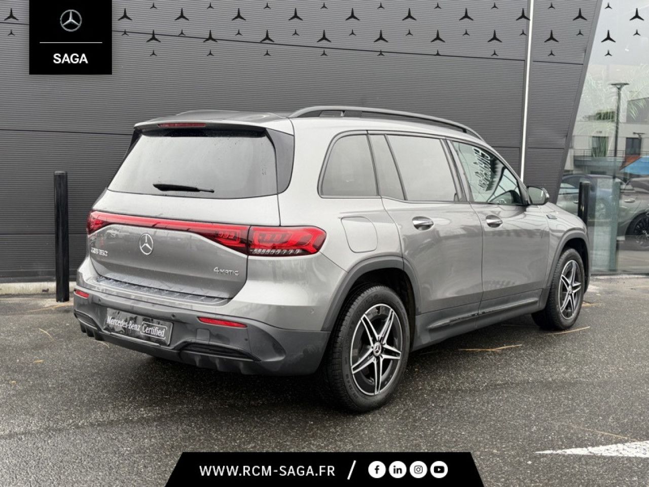 Photo du v&eacute;hicule 3 / 12