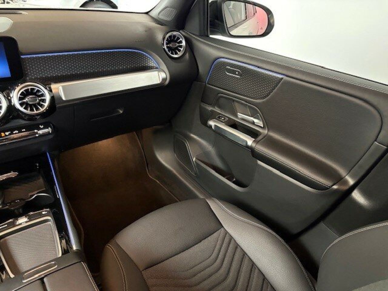 Mercedes-Benz GLB – Bild 16