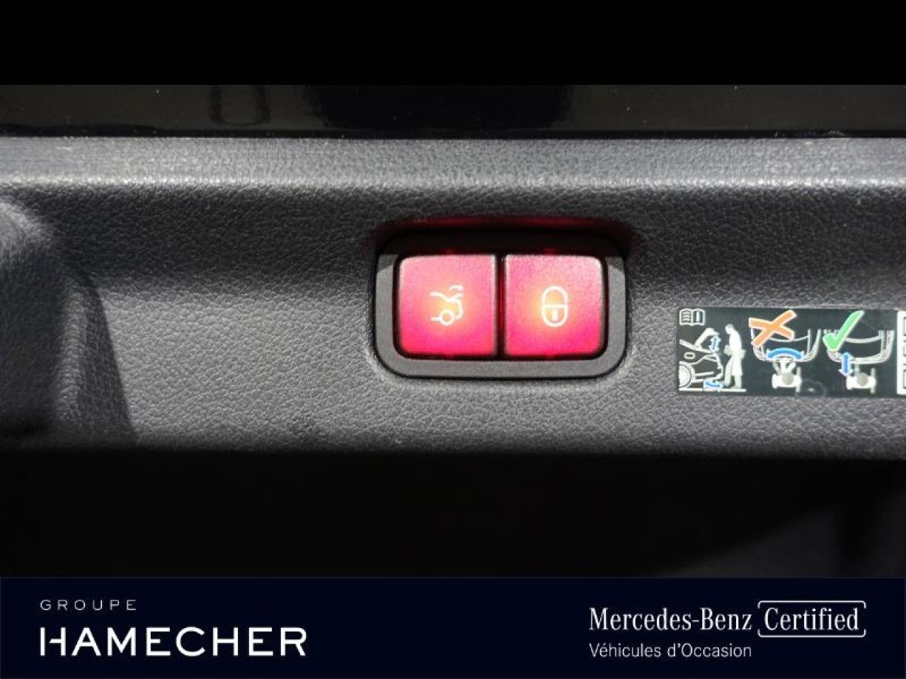 Photo du v&eacute;hicule 9 / 18