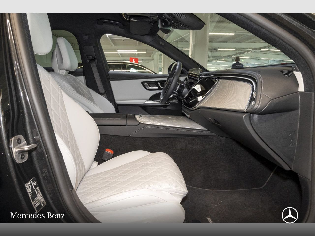 Mercedes-Benz E-Klasse – Bild 4