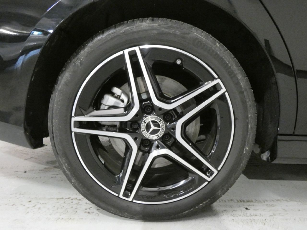 Photo du v&eacute;hicule 9 / 18