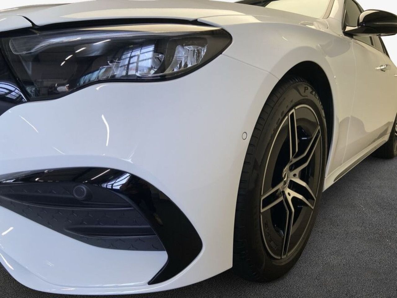 Mercedes-Benz E-Klasse – Bild 6