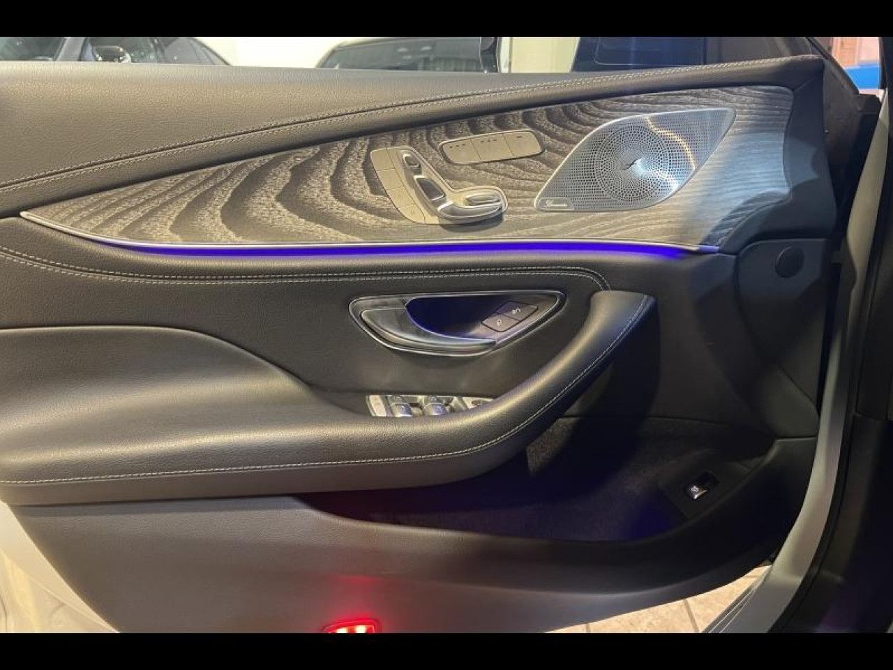 Photo du véhicule 18 / 18