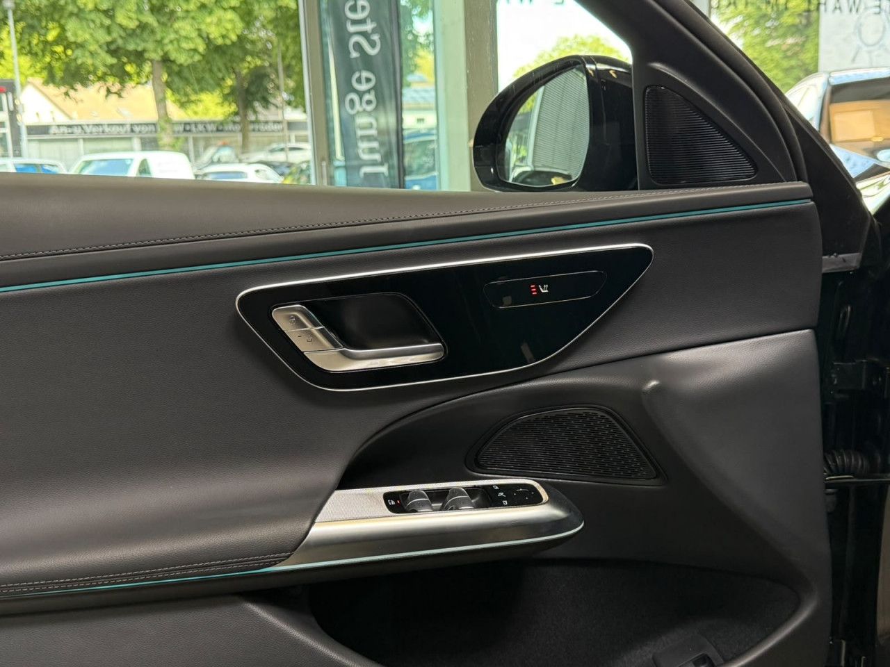 Mercedes-Benz E-Klasse – Bild 19