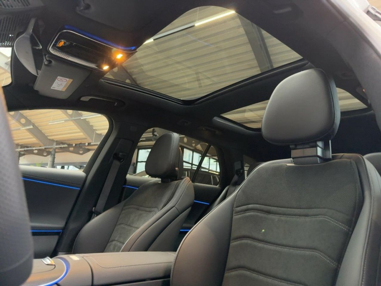 Mercedes-Benz E-Klasse – Bild 13