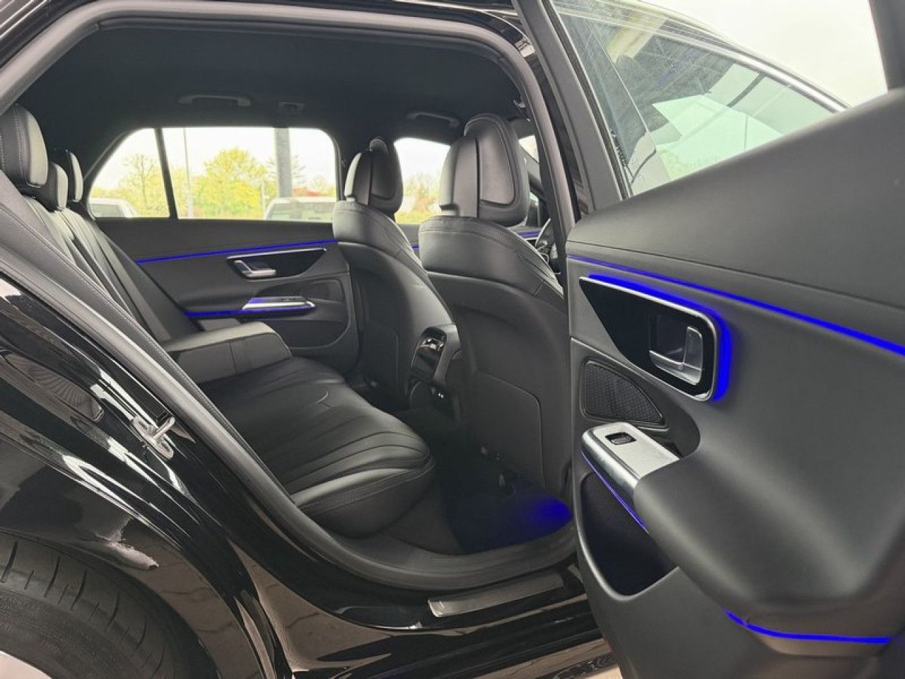 Mercedes-Benz E-Klasse – Bild 9