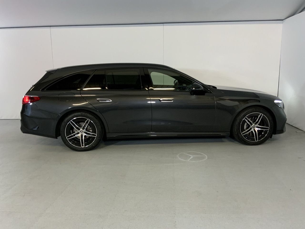 Mercedes-Benz E-Klasse – Bild 4