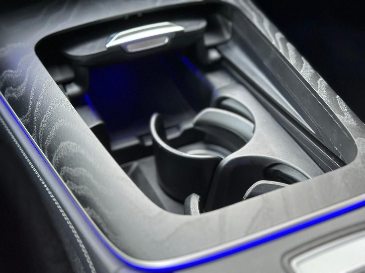 Mercedes-Benz E-Klasse – Bild 15