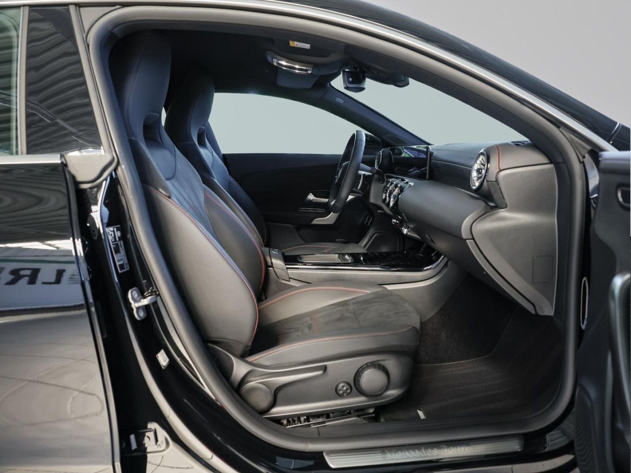 Mercedes-Benz CLA – Bild 2
