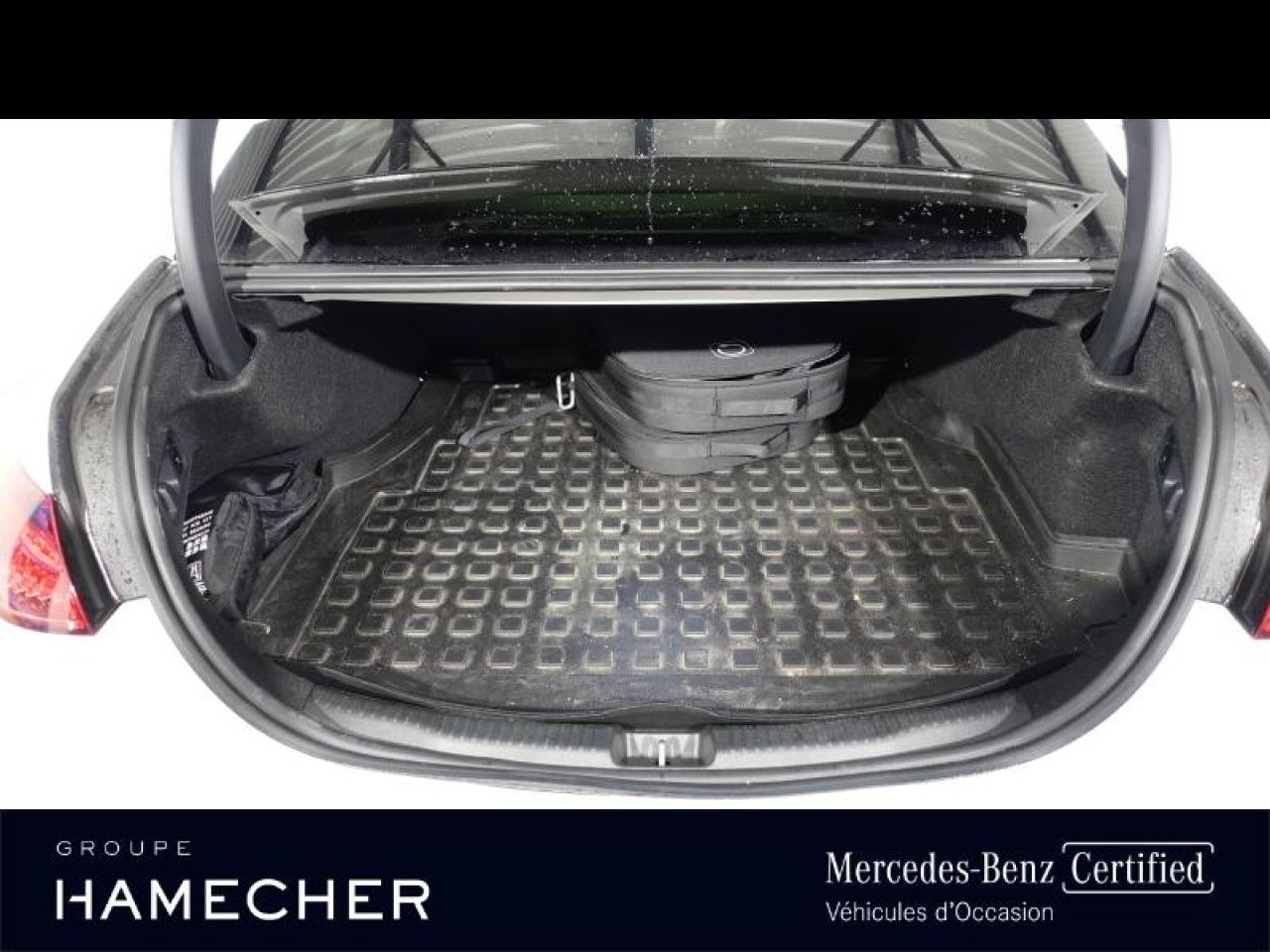 Photo du v&eacute;hicule 8 / 18