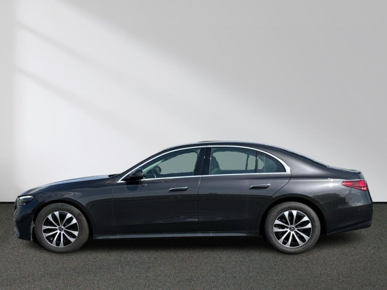 Mercedes-Benz E-Klasse – Bild 3