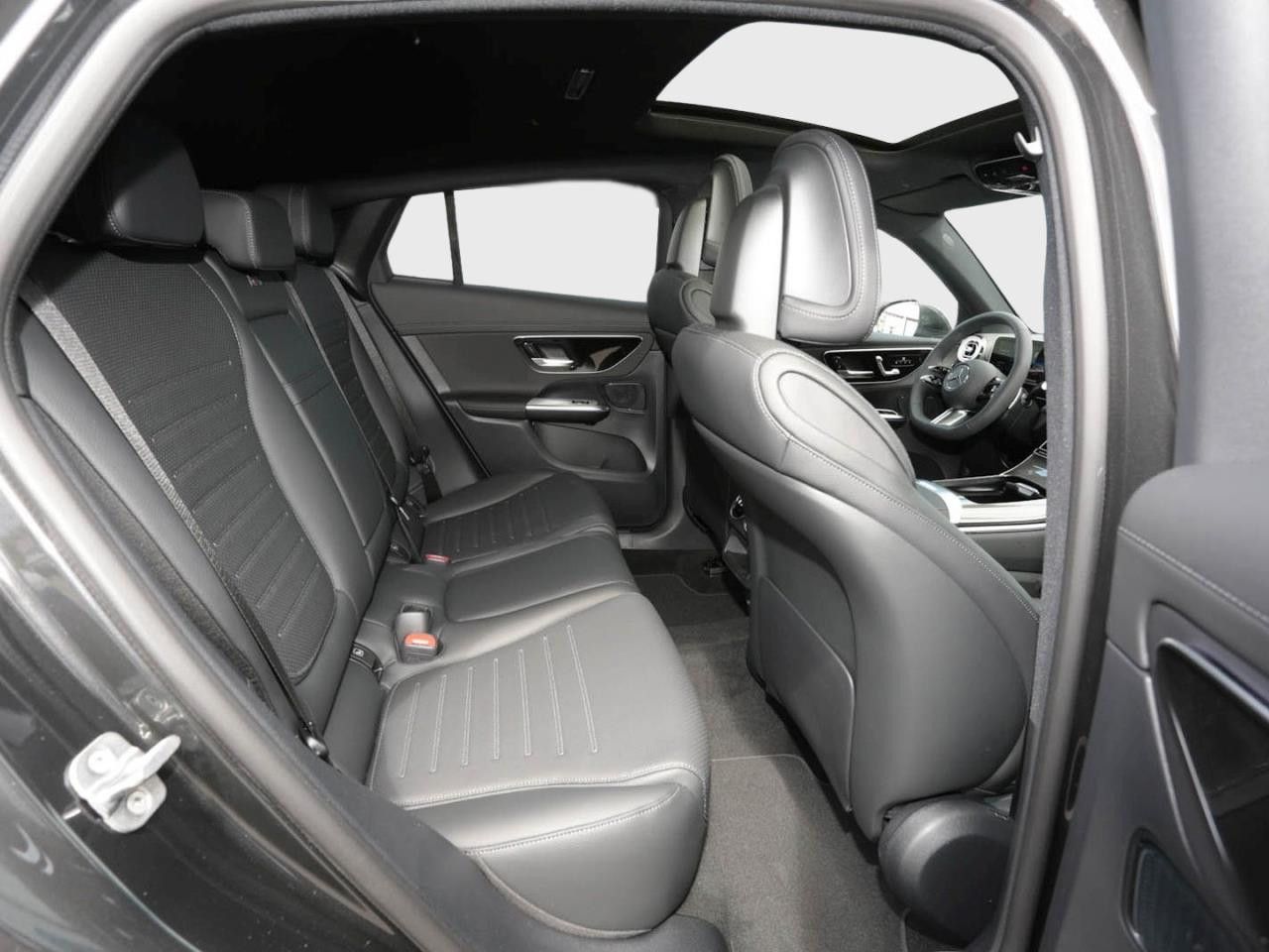 Mercedes-Benz GLC – Bild 11