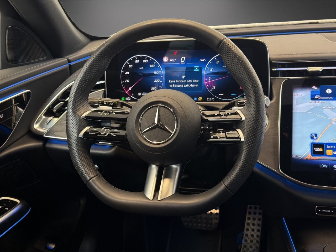 Mercedes-Benz E-Klasse – Bild 15