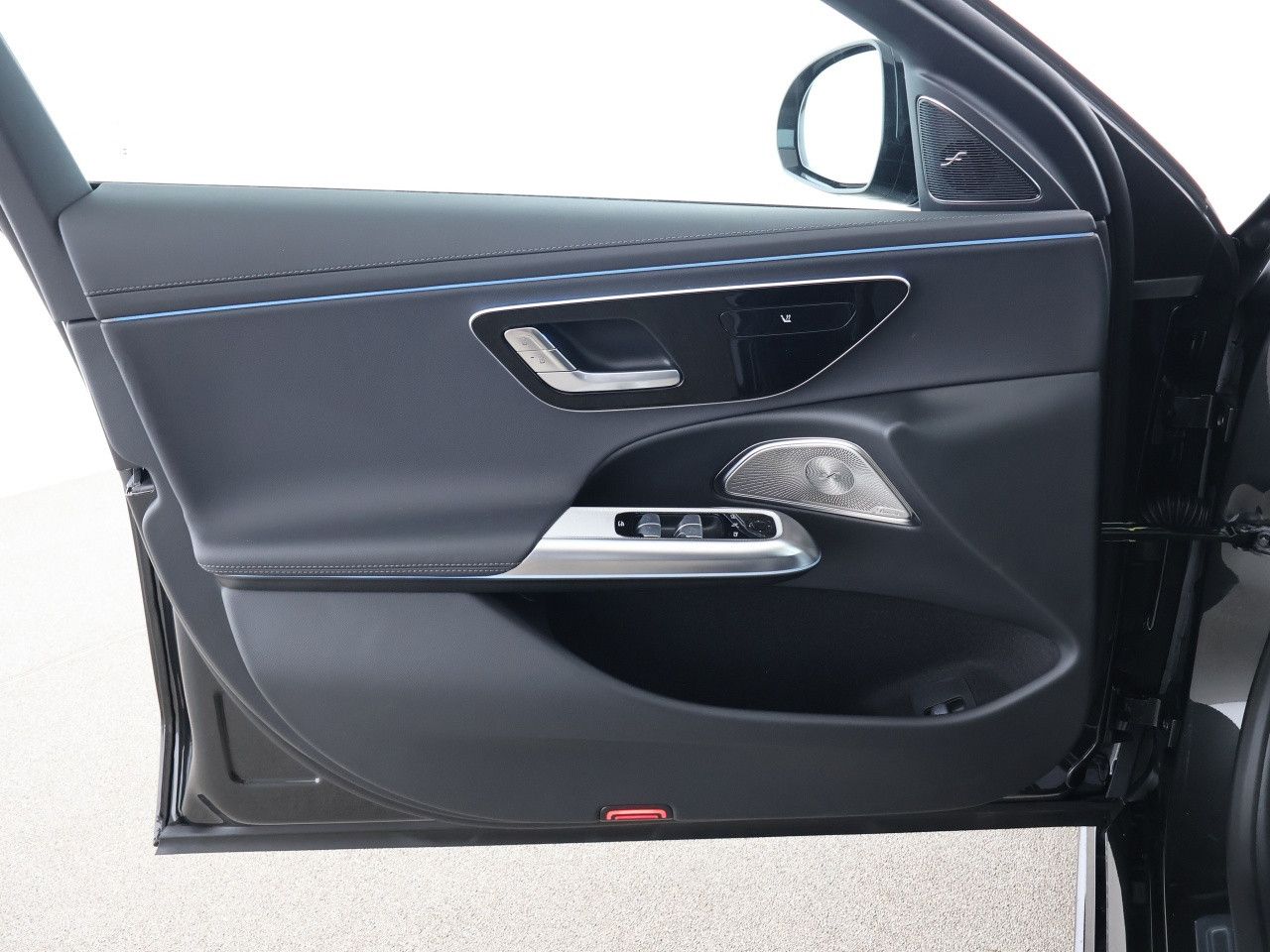 Mercedes-Benz E-Klasse – Bild 12