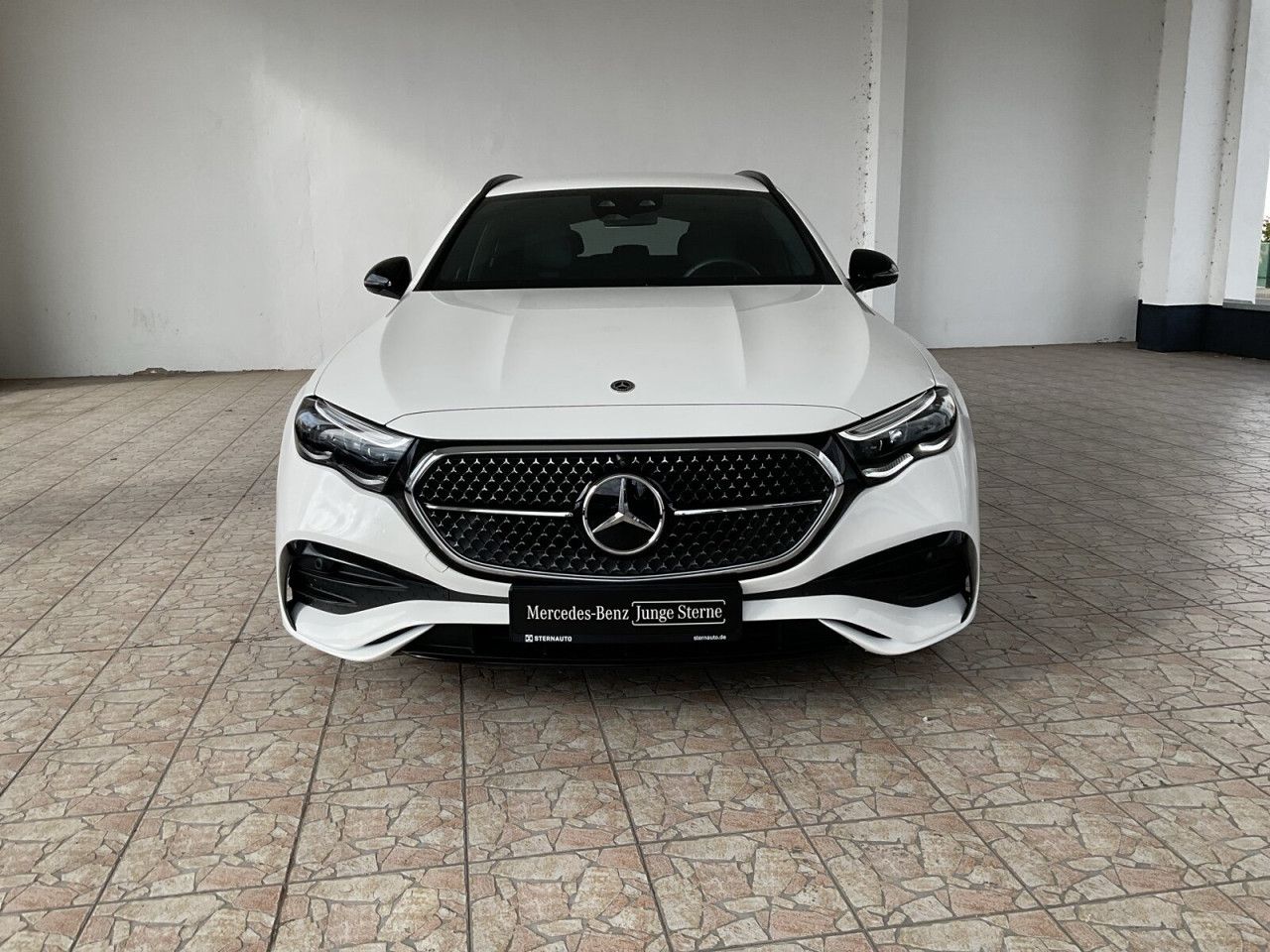 Mercedes-Benz E-Klasse – Bild 2