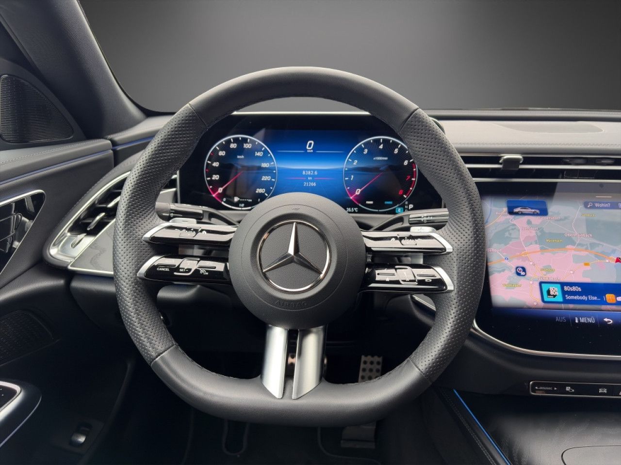 Mercedes-Benz E-Klasse – Bild 16