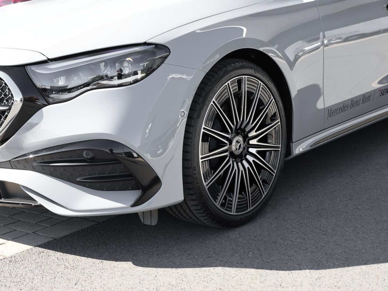 Mercedes-Benz E-Klasse – Bild 9