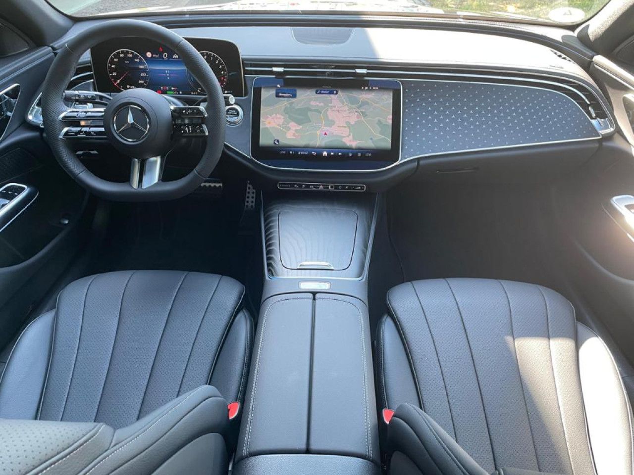 Mercedes-Benz E-Klasse – Bild 11
