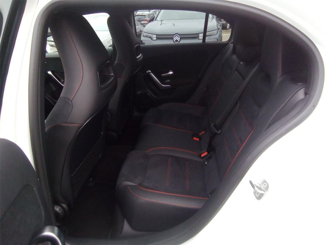 Fahrzeugbild 17 / 18