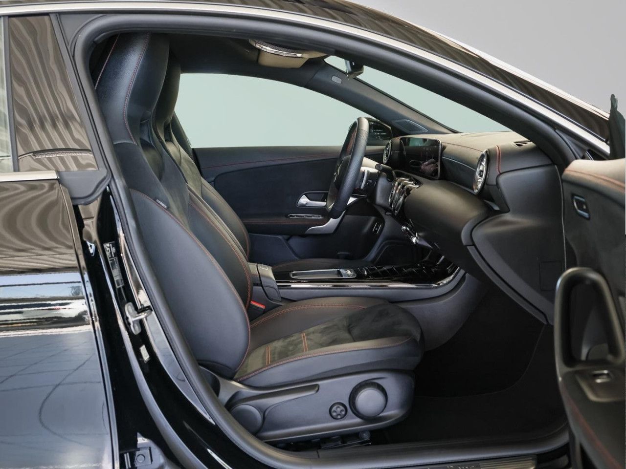 Mercedes-Benz CLA – Bild 2
