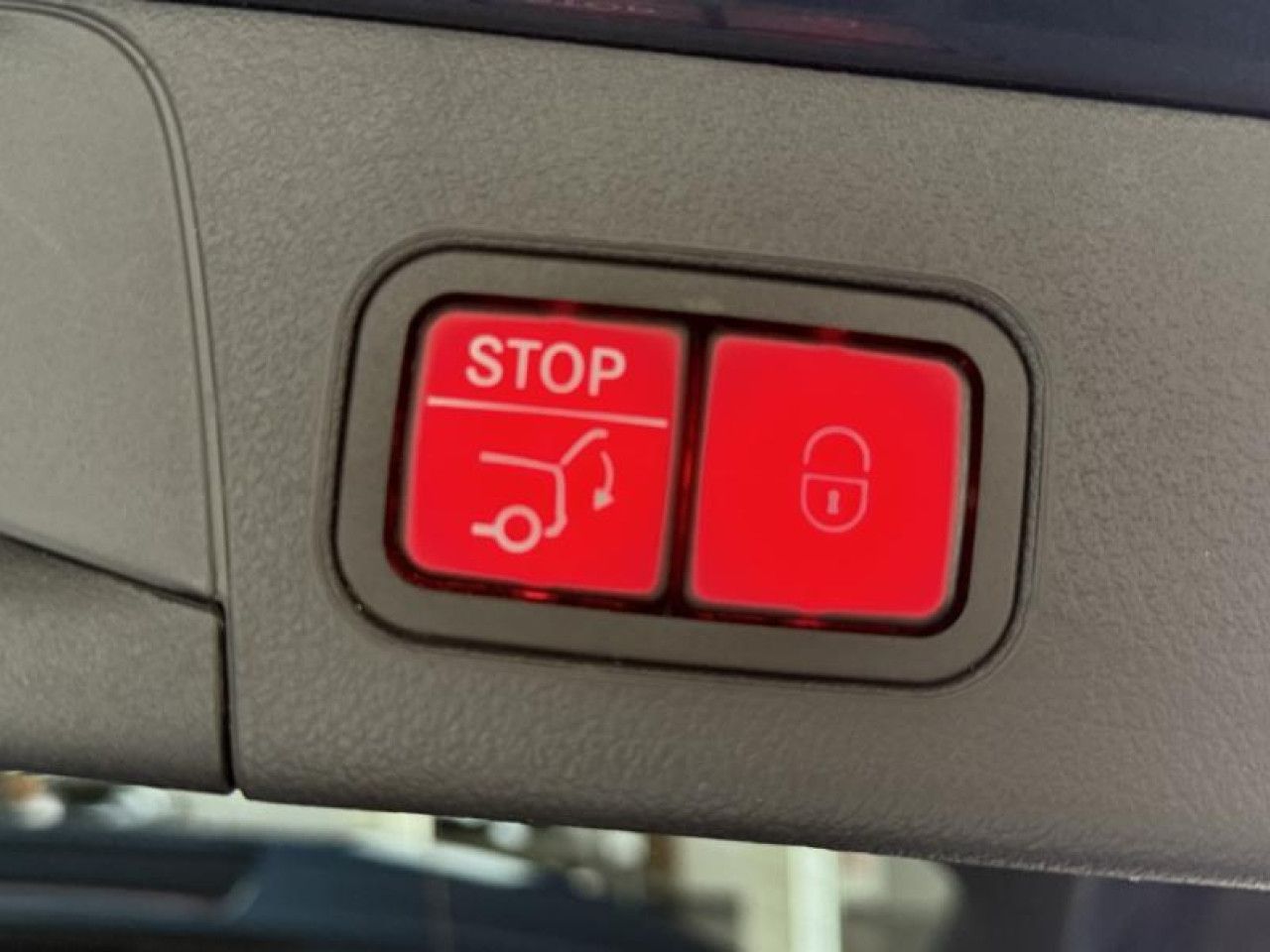 Photo du v&eacute;hicule 14 / 18