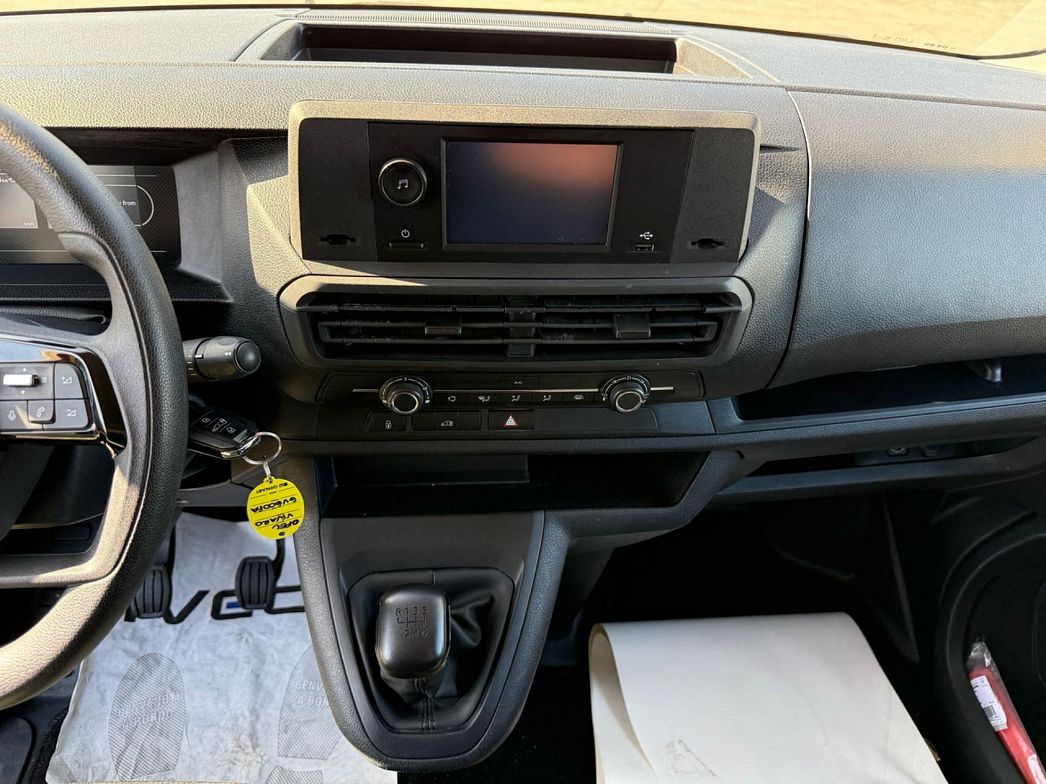 Opel | VIVARO 2.0 145 L2H1
