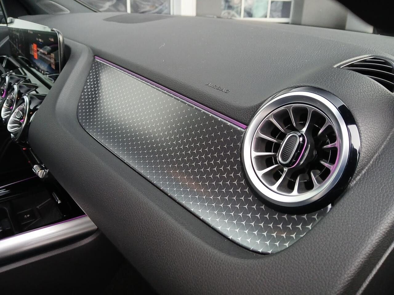 Zdjęcie pojazdu 12 / 23