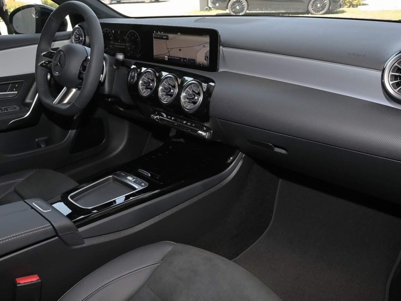 Mercedes-Benz A-Klasse – Bild 8