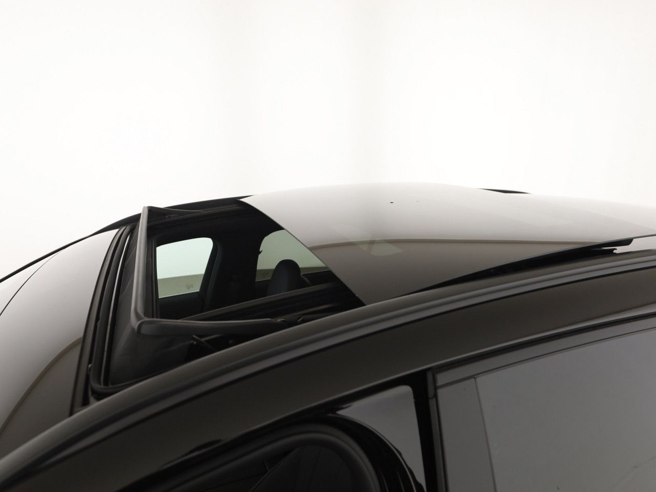 Mercedes-Benz E-Klasse – Bild 24