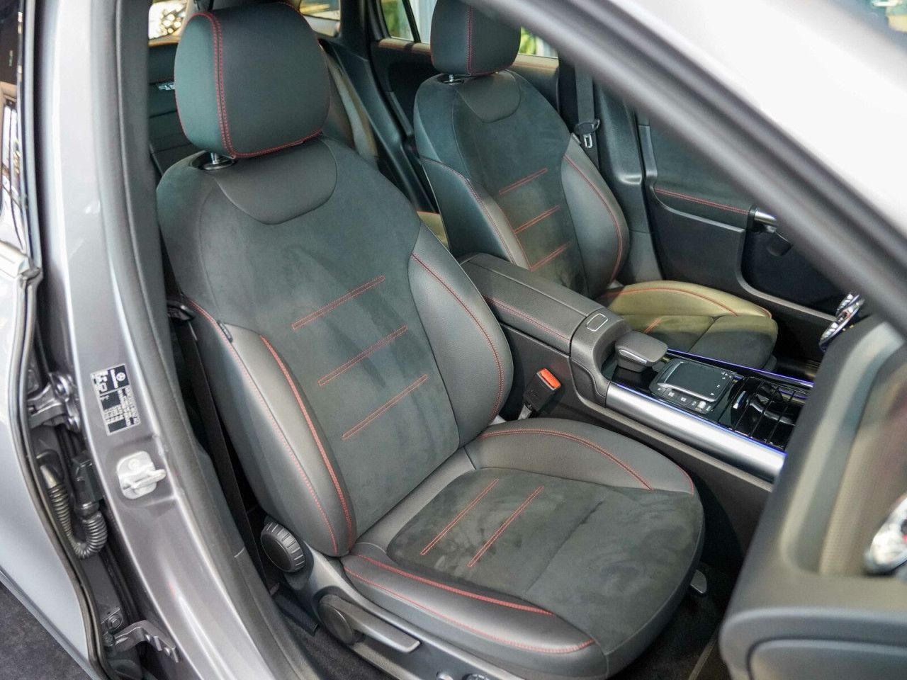 Fahrzeugbild 10 / 15