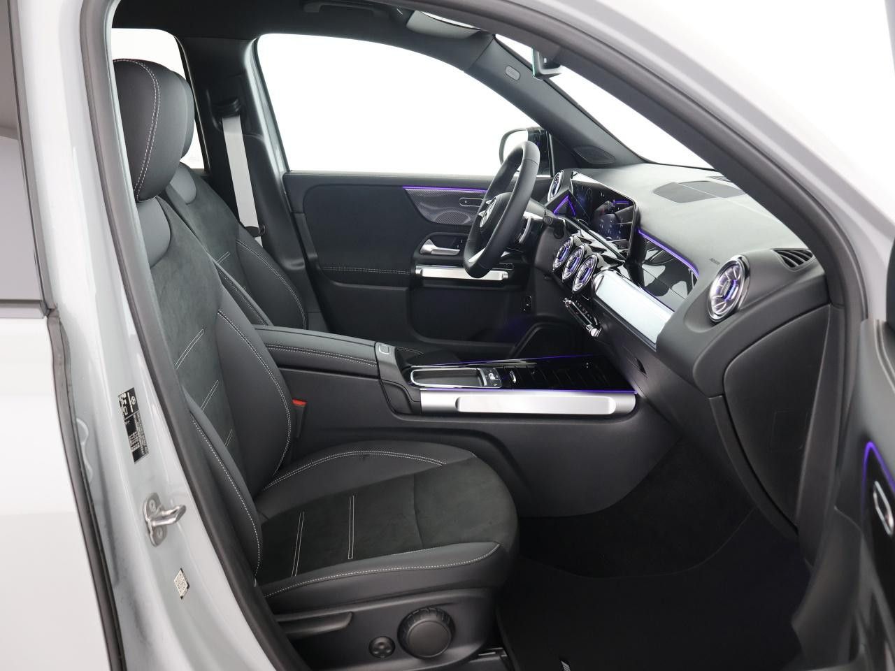 Mercedes-Benz GLB – Bild 9
