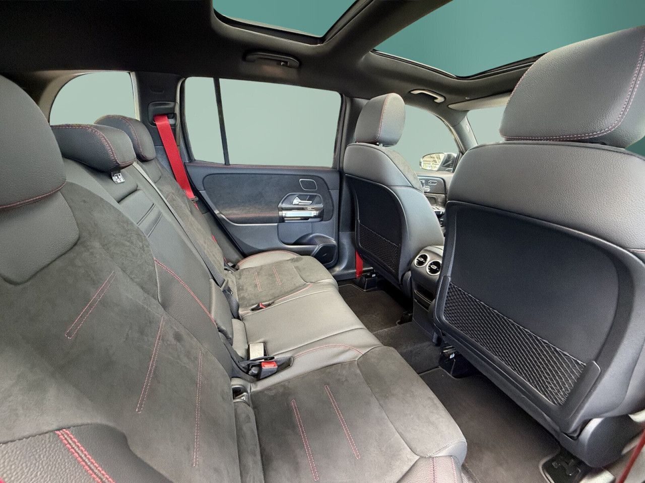 Mercedes-Benz GLB – Bild 12