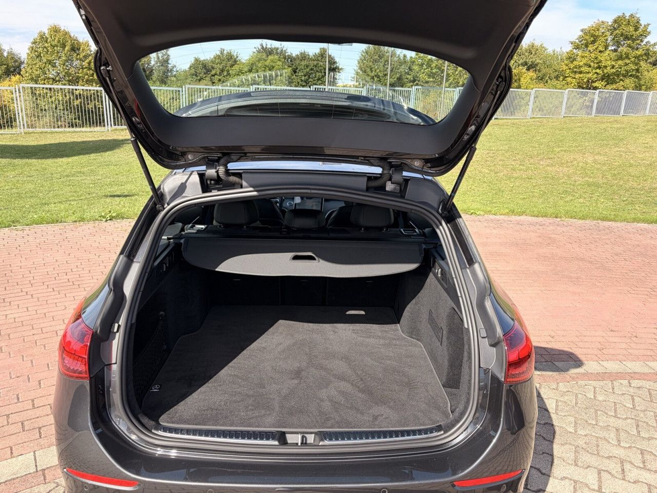 Mercedes-Benz C-Klasse – Bild 20