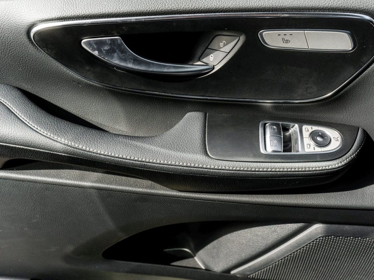 Fahrzeugbild 17 / 27