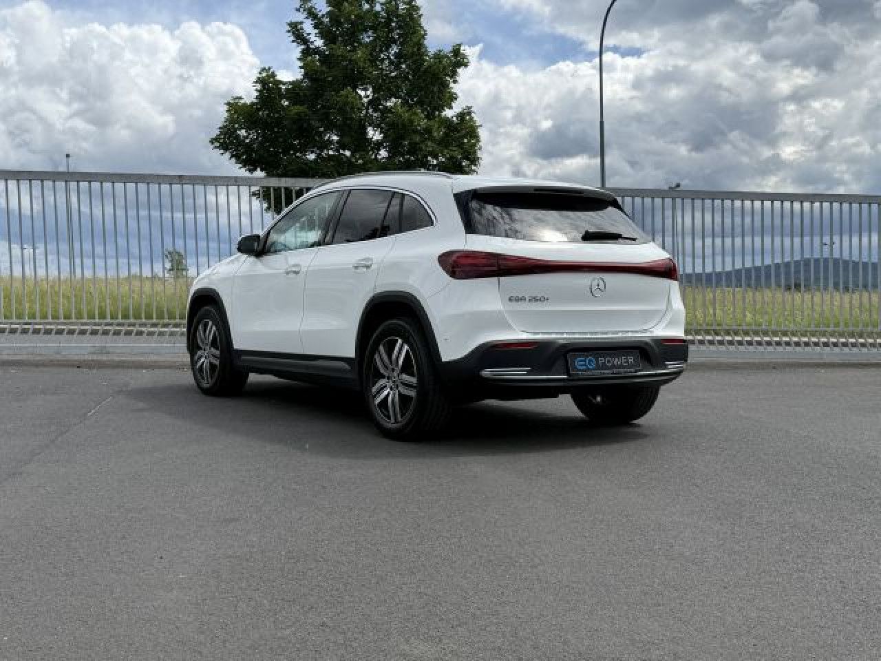 Mercedes-Benz EQA – Bild 4