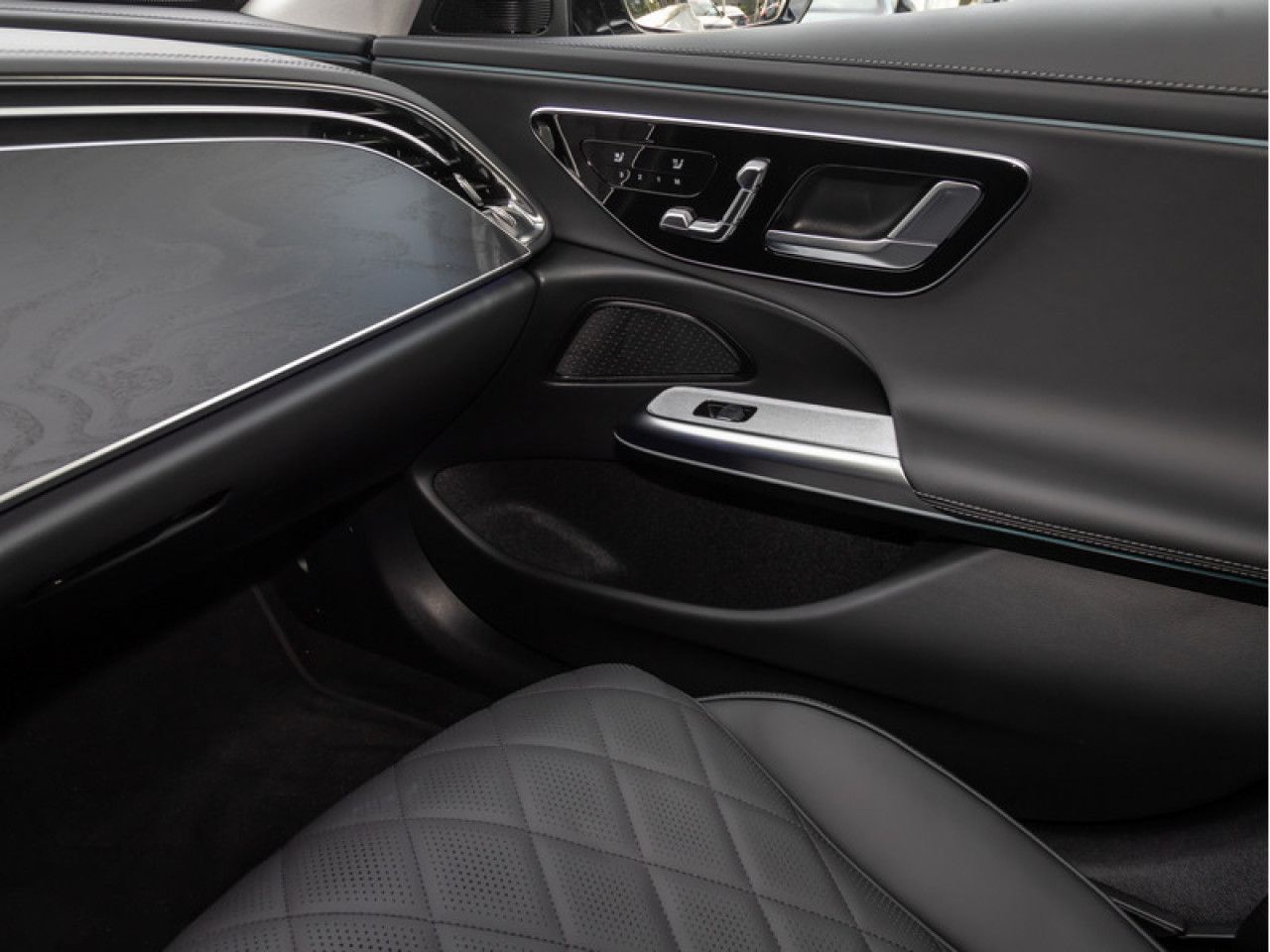 Mercedes-Benz E-Klasse – Bild 15