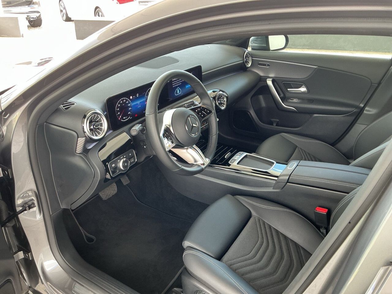 Mercedes-Benz A-Klasse – Bild 9